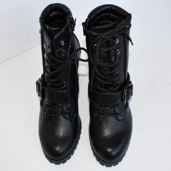 Vera Wang Pintail High Heel Ankle Boots - Picture 7 of 8